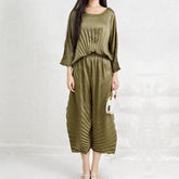 HEYFANCYSTYLE Women's Wide Leg Pleated Silk Two-Piece Set for Formal Gatherings